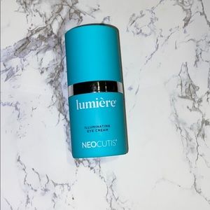 lumière riche eye cream